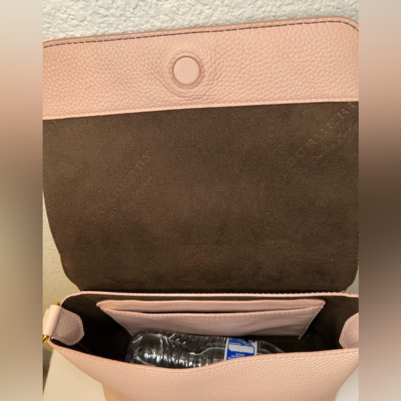 Burberry Messanger Bag - Picture 7 of 9